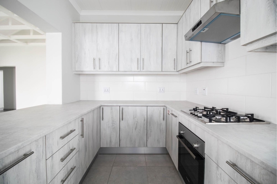 3 Bedroom Property for Sale in Velddrif Western Cape